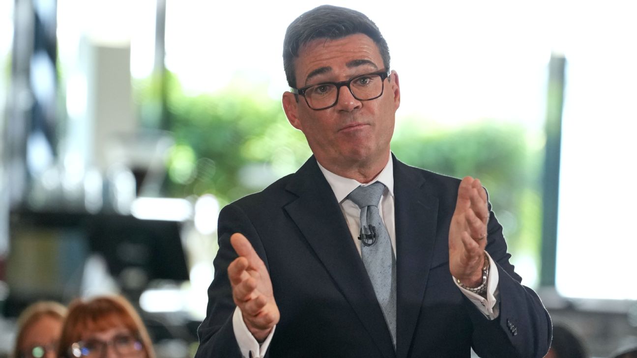 英首相伯纳姆要求因凡蒂诺辞职,世界杯出售计划引发抵制